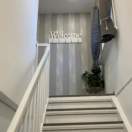 Mellys Cafe & Store Appartamento Einbeck